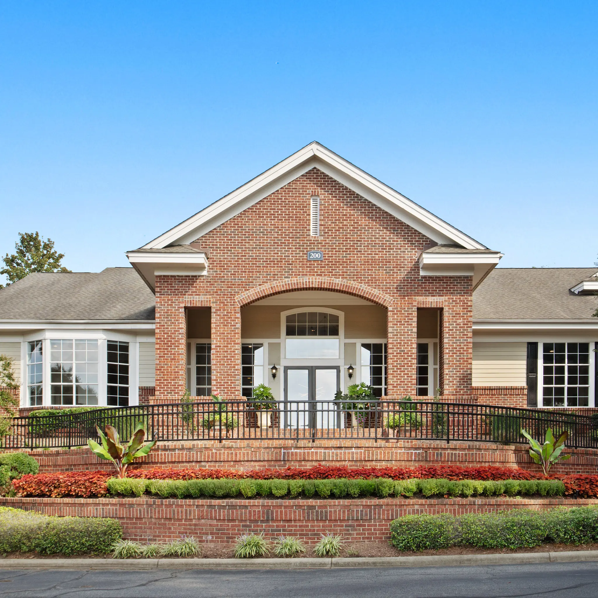 Luxury Apartments in Cary, NC Contact Bell Preston Reserve